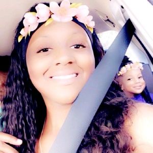 Meet your Posher, Jekishia